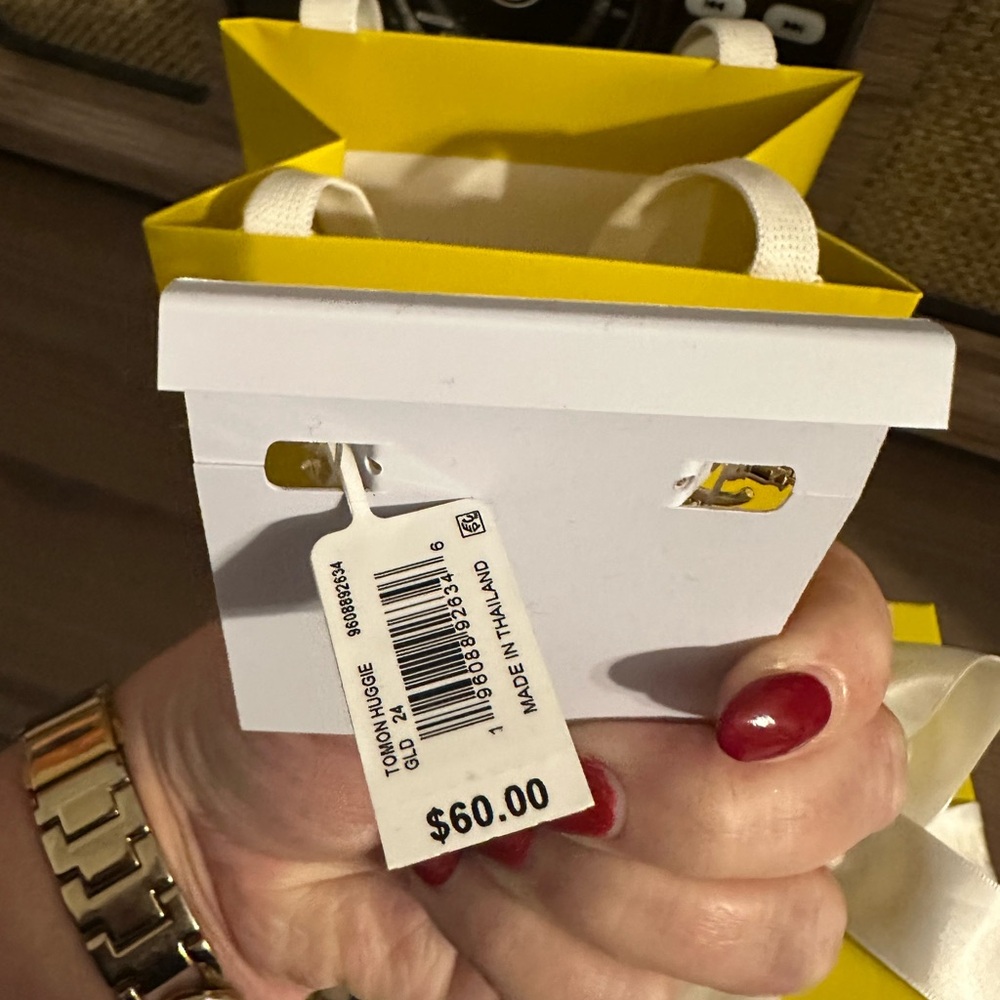 Kendra Scott Tomon Huggie Gold Earrings - Picture 3 of 3